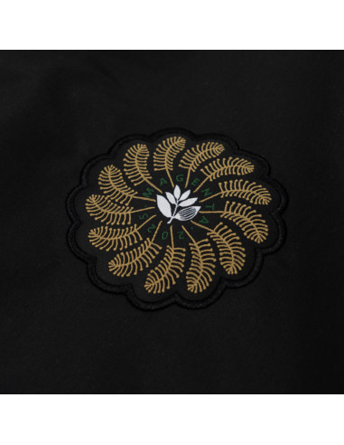 Très Tech V Neck Black